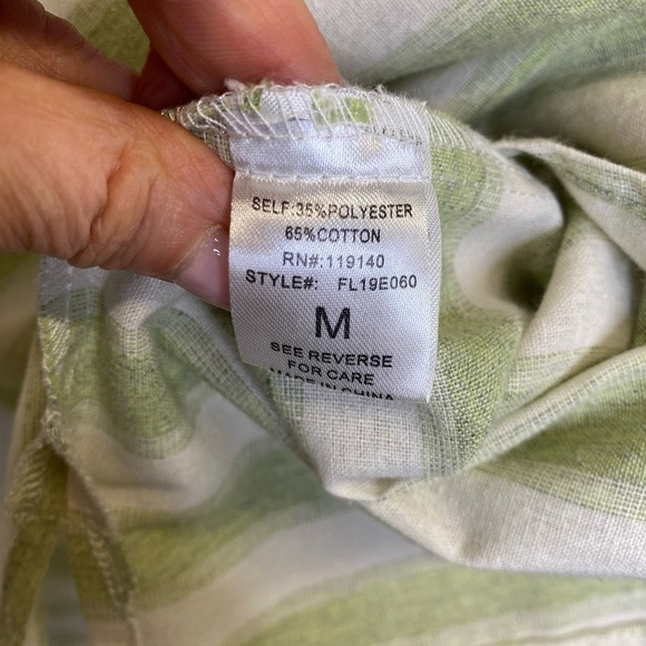 Travelling Chic Boutique green/cream stripe top - Picture 4 of 7